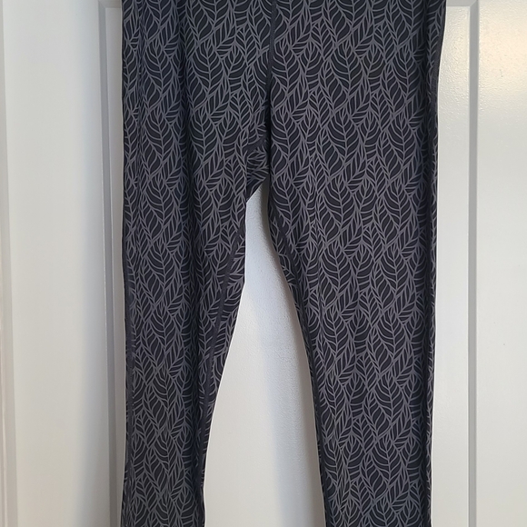 Leggings - Picture 2 of 3